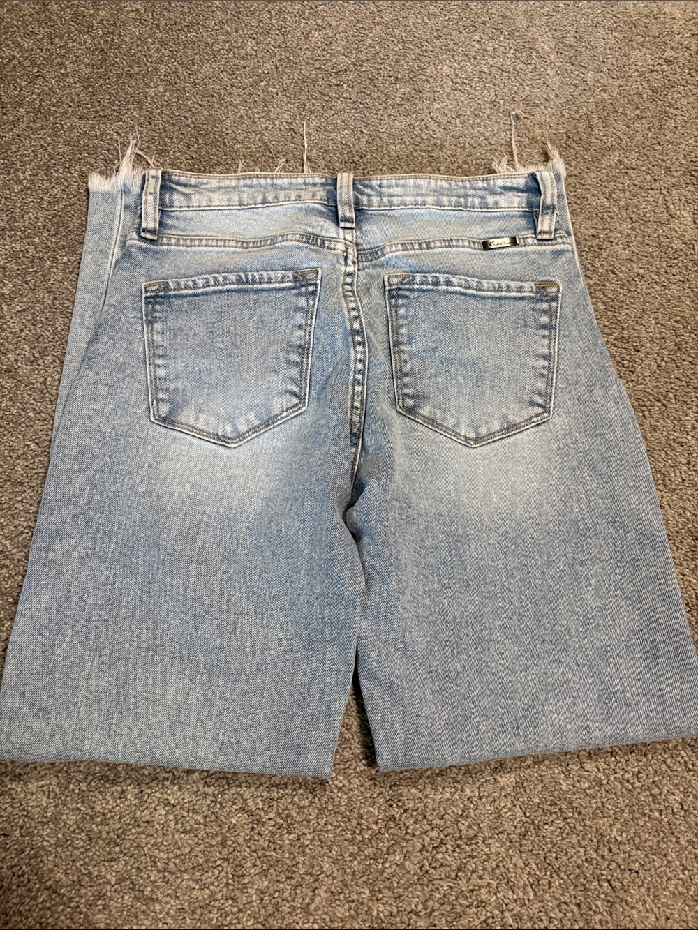 KanCan Light Wash Cropped Wide Leg Jeans - Picture 5 of 6